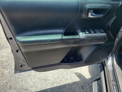 2023 Toyota Tacoma Limited V6