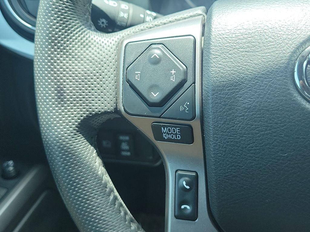 2023 Toyota Tacoma Limited V6