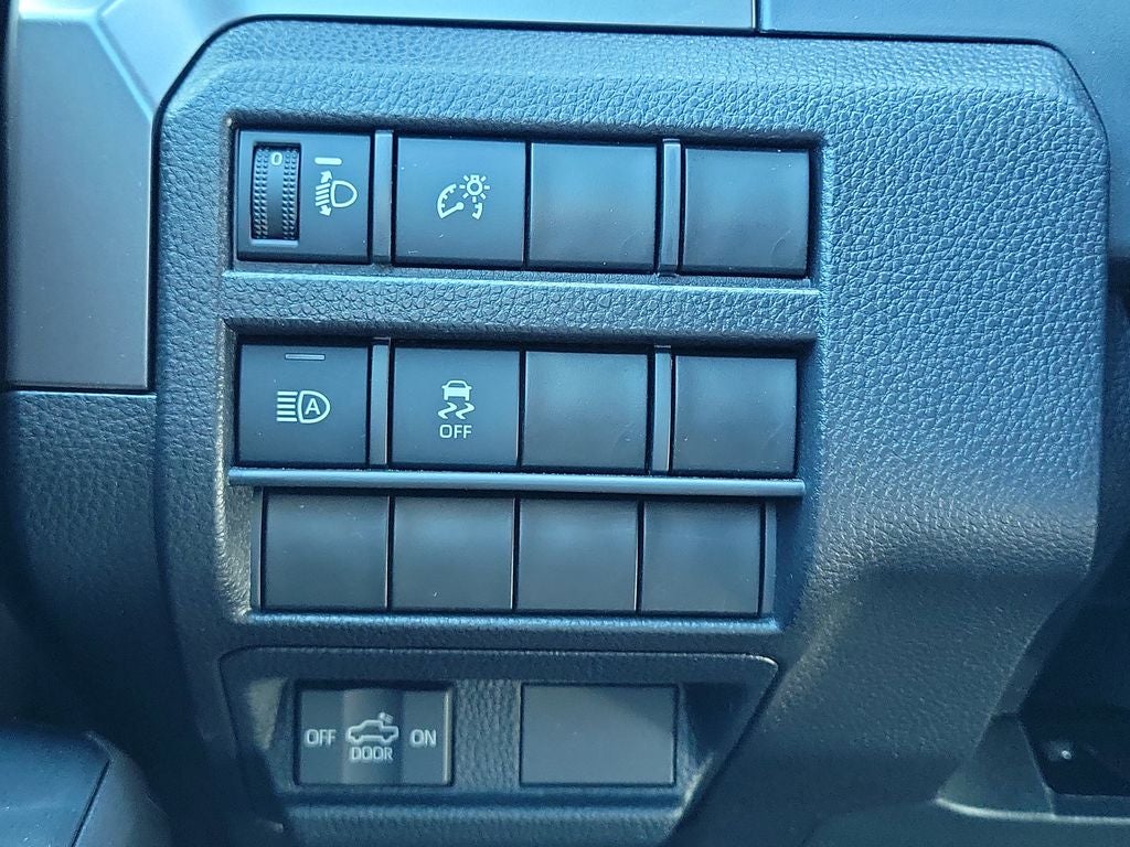 2024 Toyota TACOMA SR5 SR5