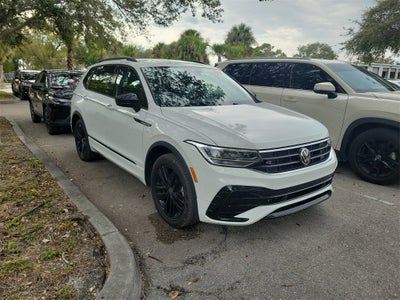 2022 Volkswagen Tiguan 2.0T SE R-Line Black