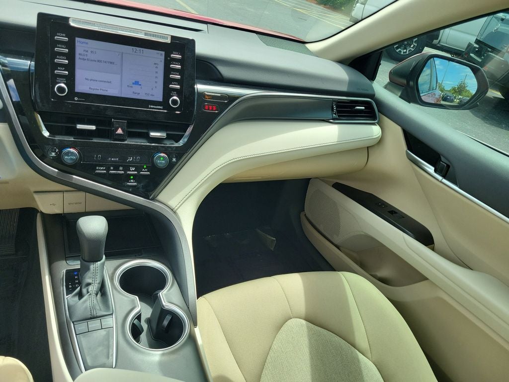 2024 Toyota CAMRY LE