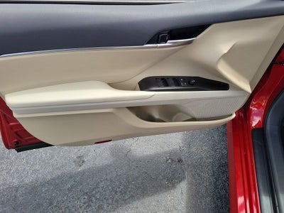 2024 Toyota CAMRY LE