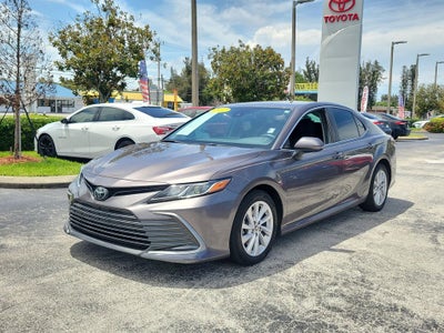 2022 Toyota Camry LE