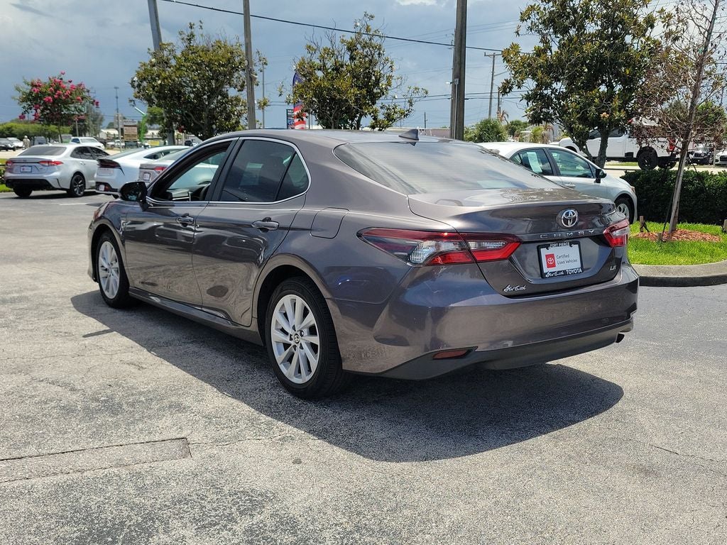 2022 Toyota Camry LE