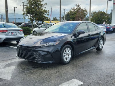 2025 Toyota Camry LE