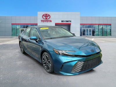 2025 Toyota Camry XLE