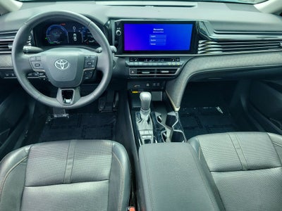 2025 Toyota CAMRY XLE