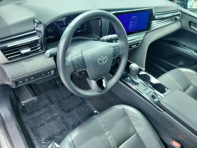 2025 Toyota CAMRY XLE