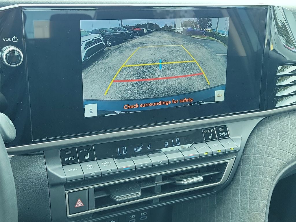 2025 Toyota CAMRY XLE