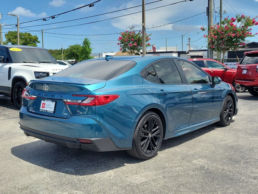 2025 Toyota Camry SE