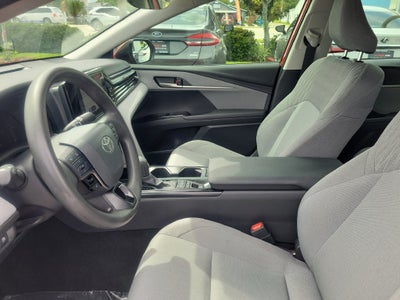 2025 Toyota Camry LE