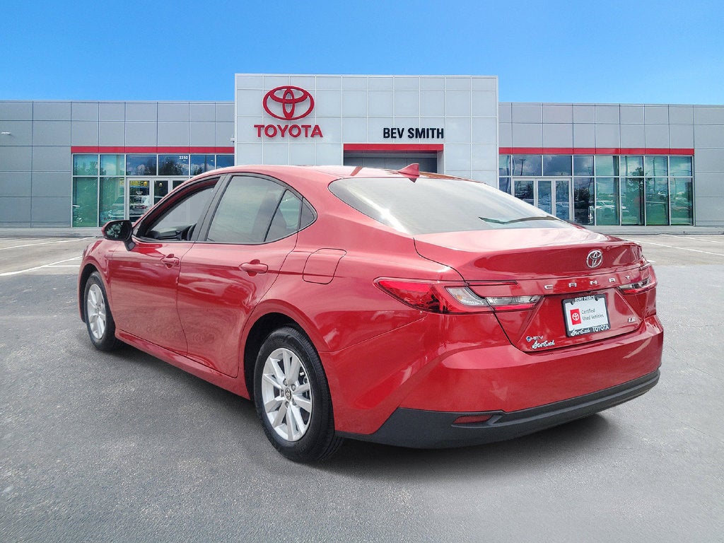 2025 Toyota Camry LE