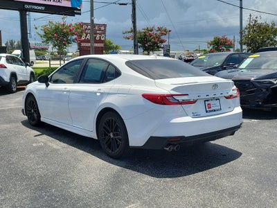 2025 Toyota Camry SE