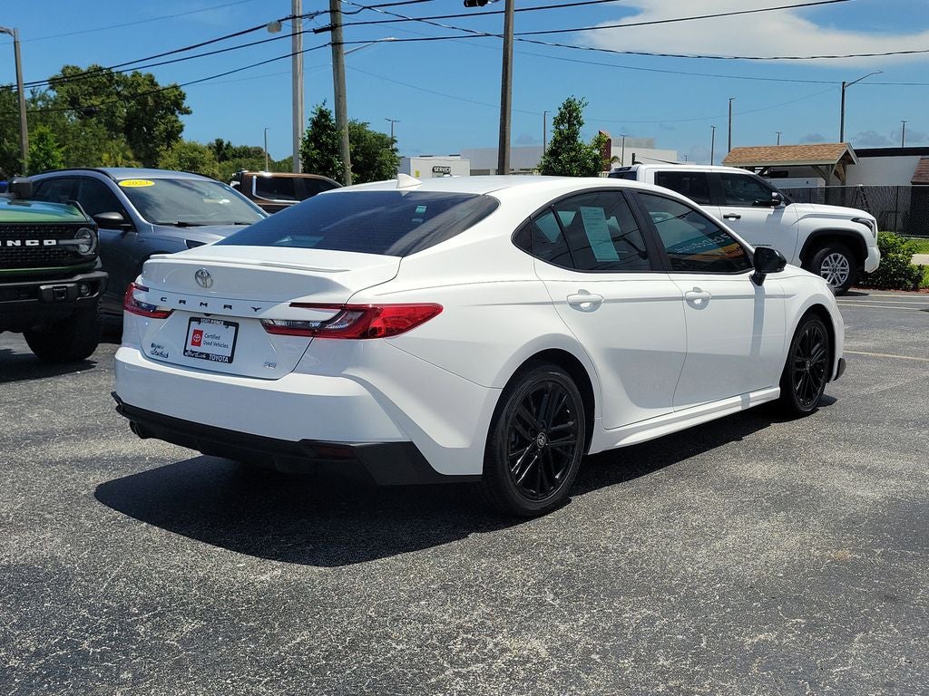 2025 Toyota Camry SE