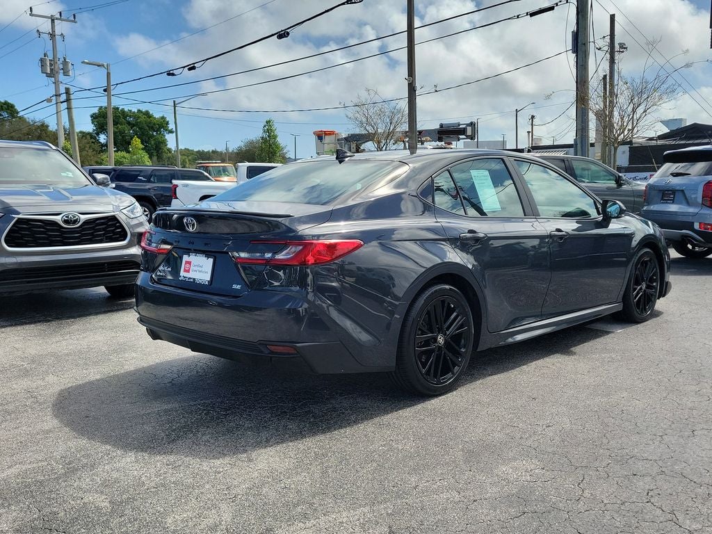 2025 Toyota Camry SE