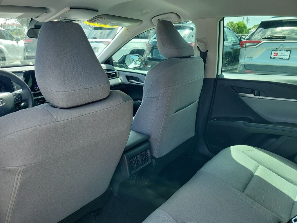 2025 Toyota Camry LE