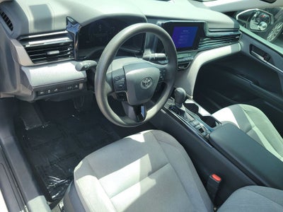 2025 Toyota Camry LE