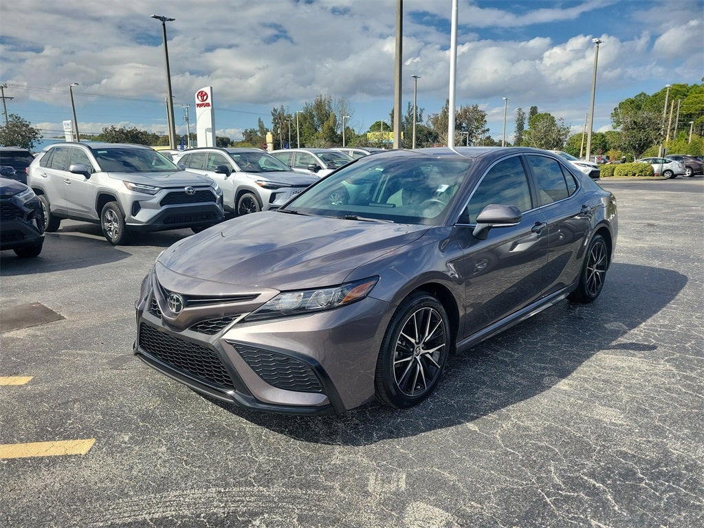 2024 Toyota Camry SE