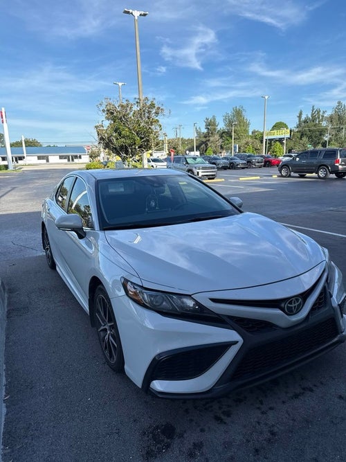 2024 Toyota Camry SE