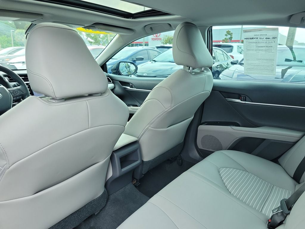 2020 Toyota Camry SE