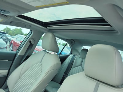 2020 Toyota Camry SE