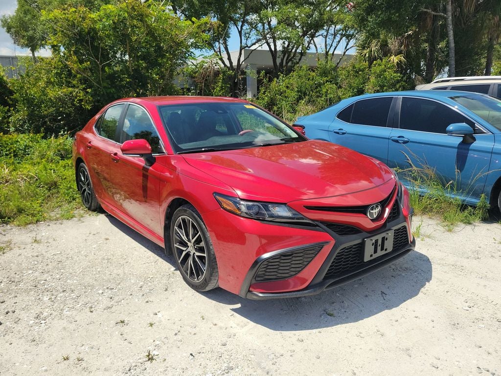 2022 Toyota Camry SE