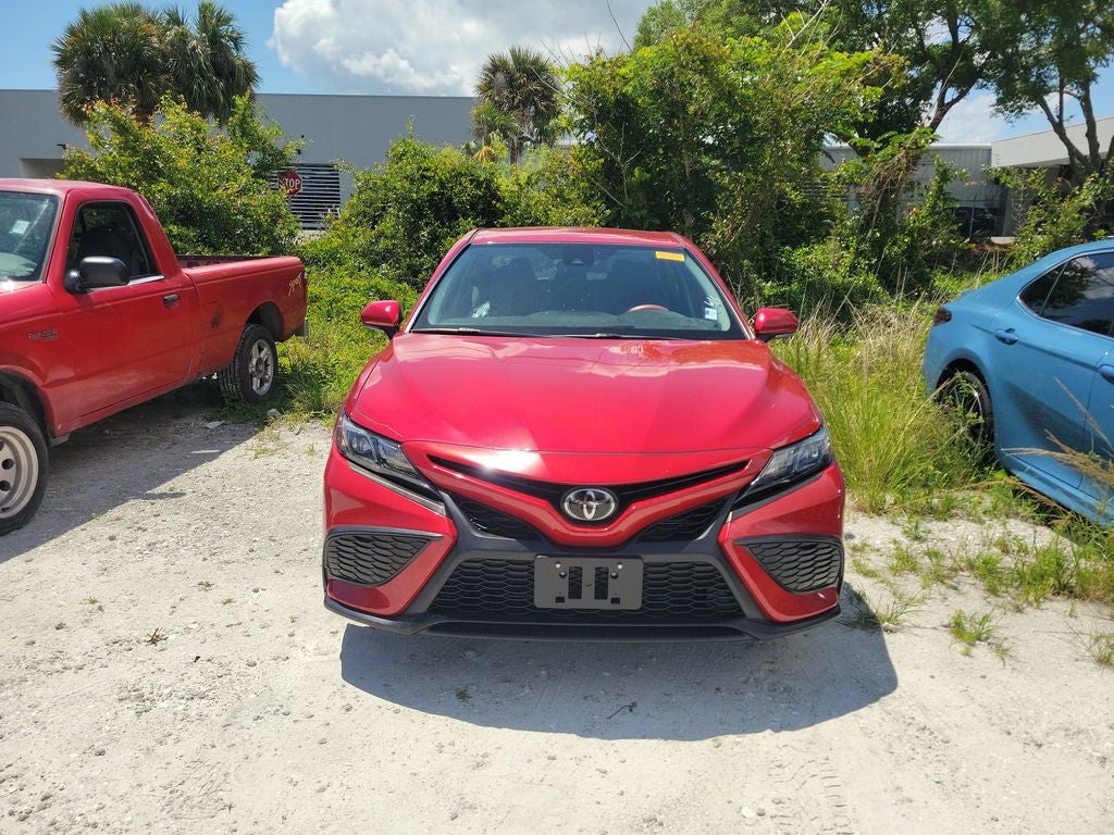 2022 Toyota Camry SE