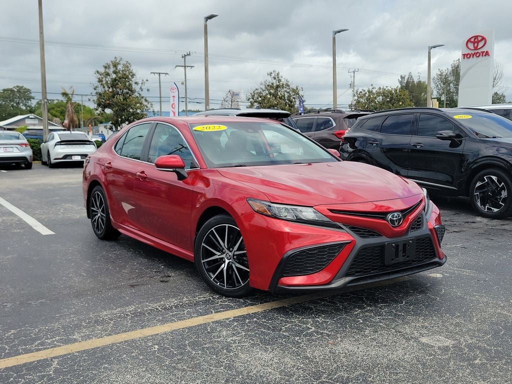 2022 Toyota Camry SE