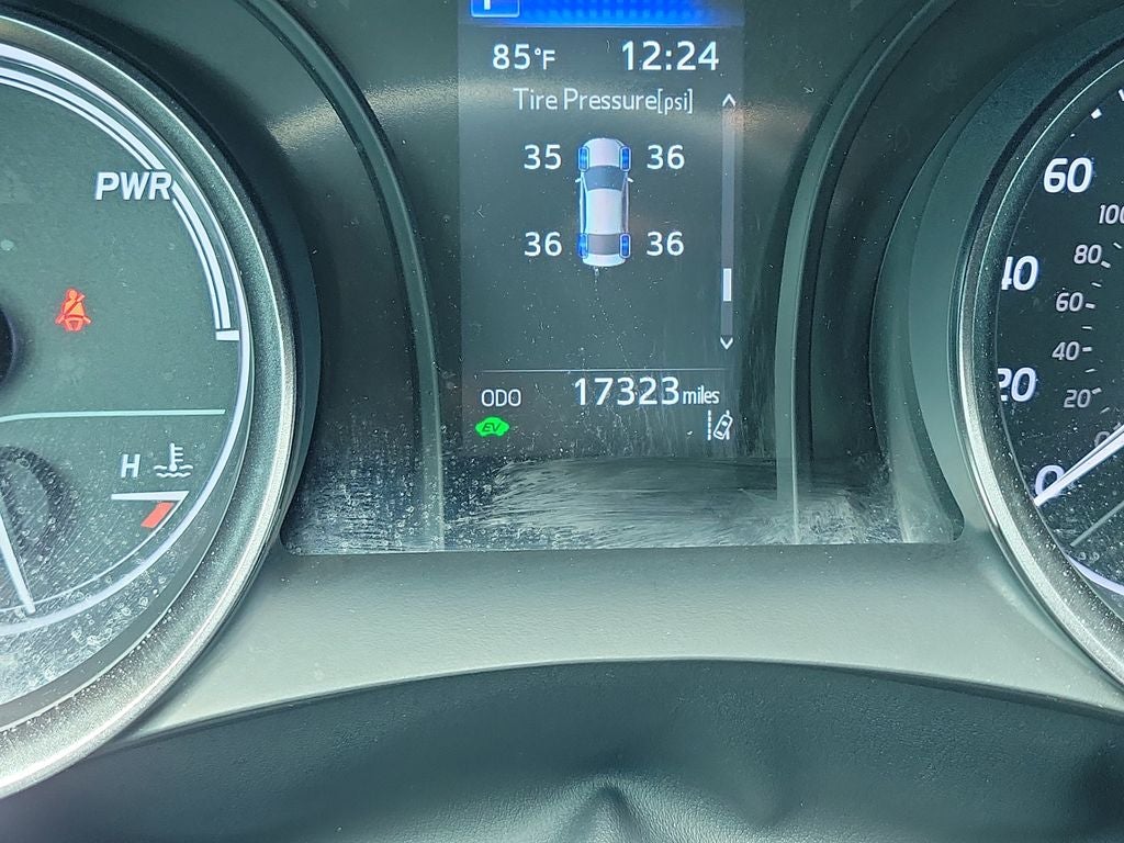 2024 Toyota CAMRY SE