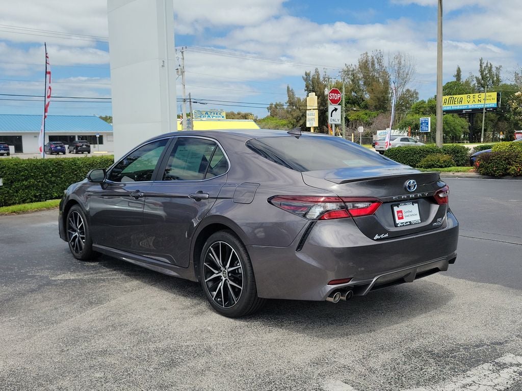 2024 Toyota CAMRY SE