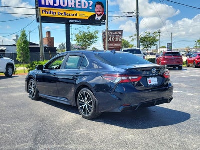 2021 Toyota Camry SE