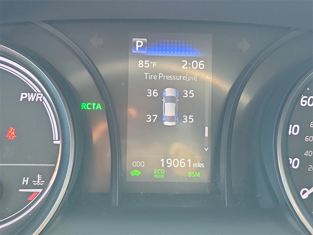 2023 Toyota Camry Hybrid SE