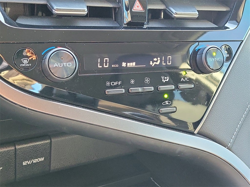 2023 Toyota Camry Hybrid SE