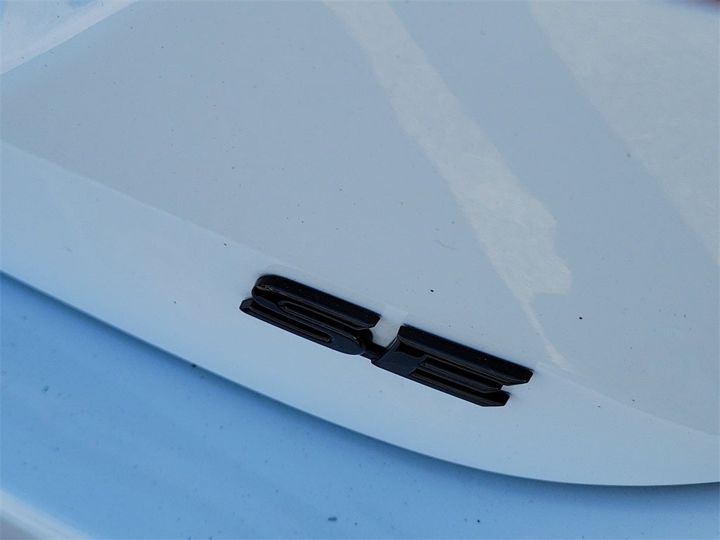 2023 Toyota Camry Hybrid SE