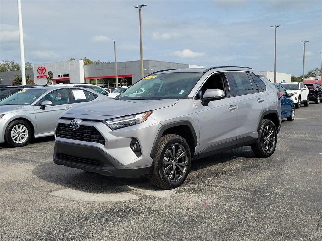 2024 Toyota RAV4 Hybrid XLE Premium