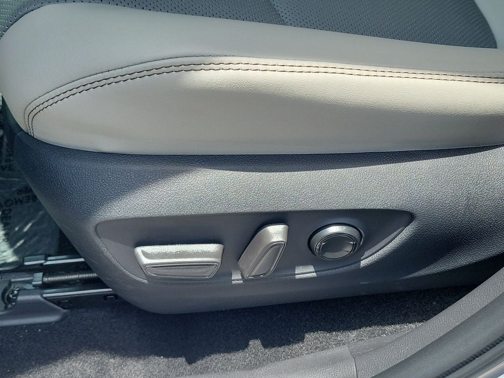 2025 Toyota RAV4 Hybrid Limited