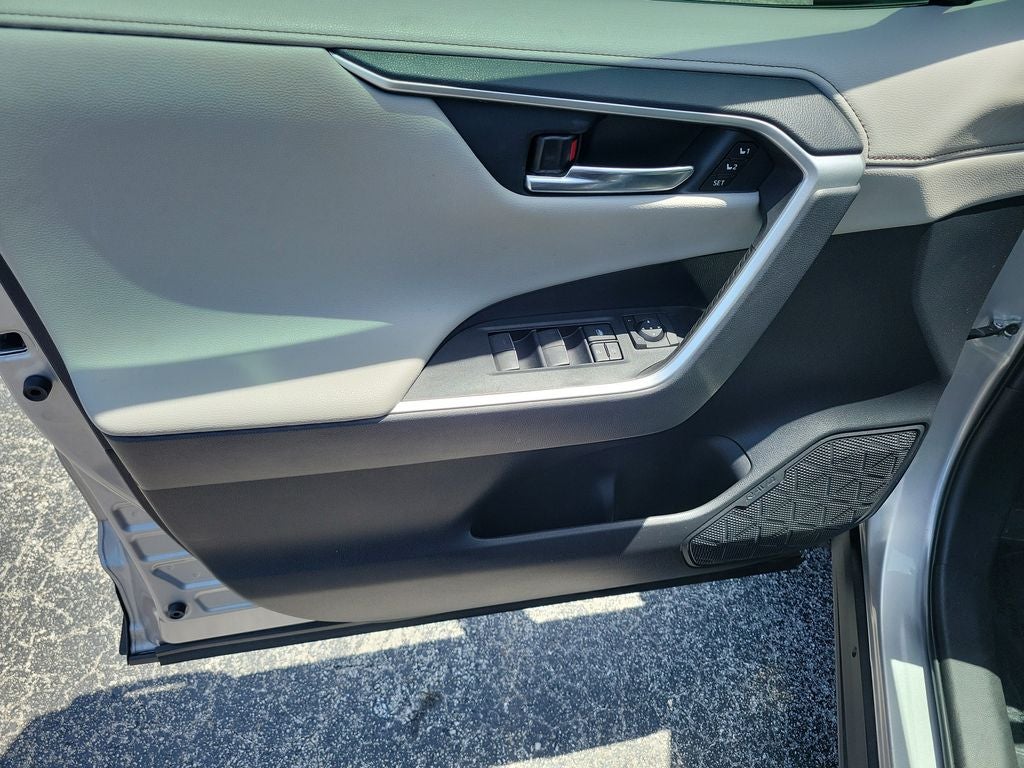 2022 Toyota RAV4 Hybrid Limited