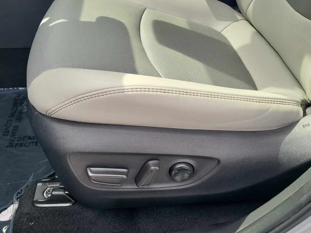 2024 Toyota RAV4 Hybrid Limited