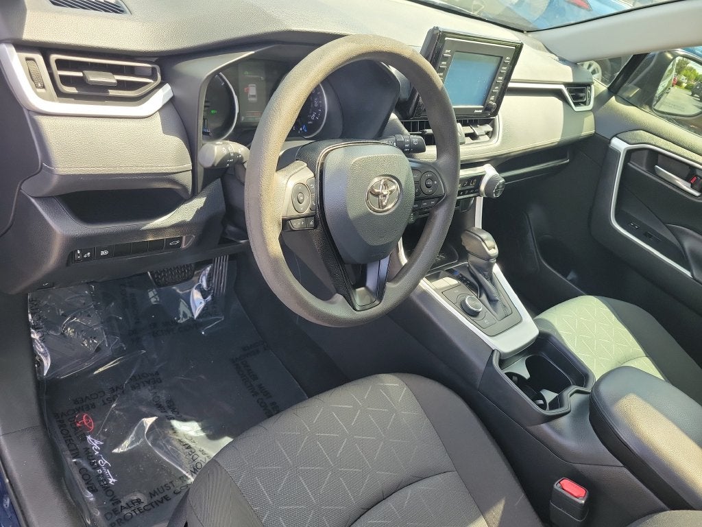 2021 Toyota RAV4 Hybrid XLE