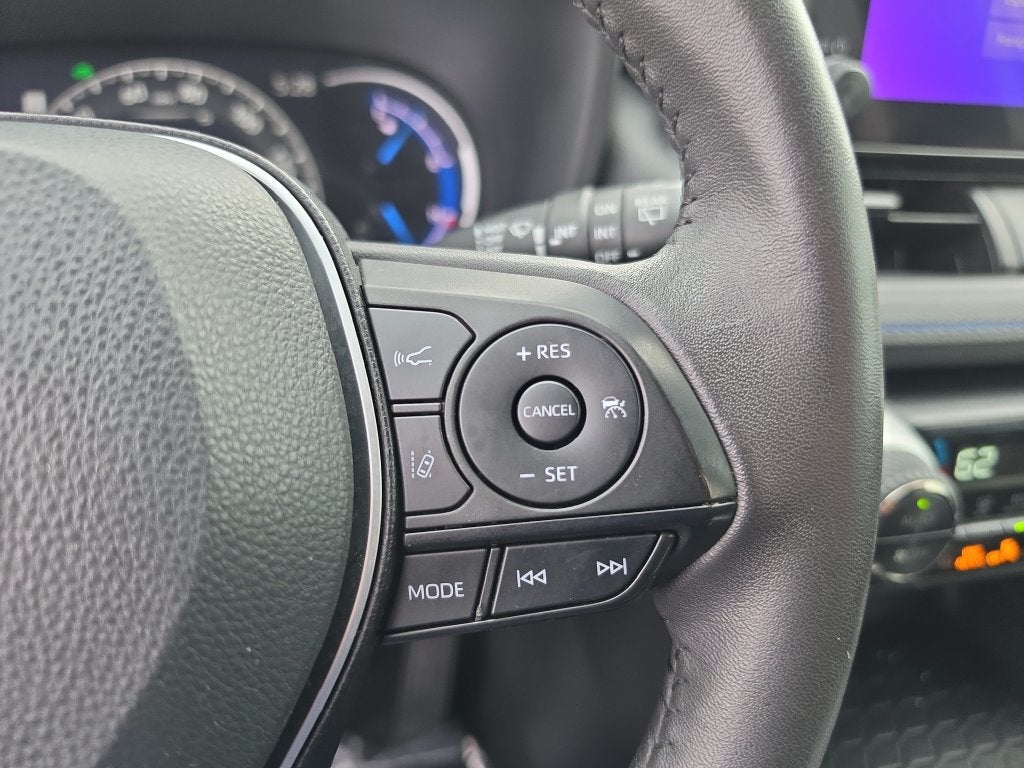 2023 Toyota RAV4 Hybrid SE