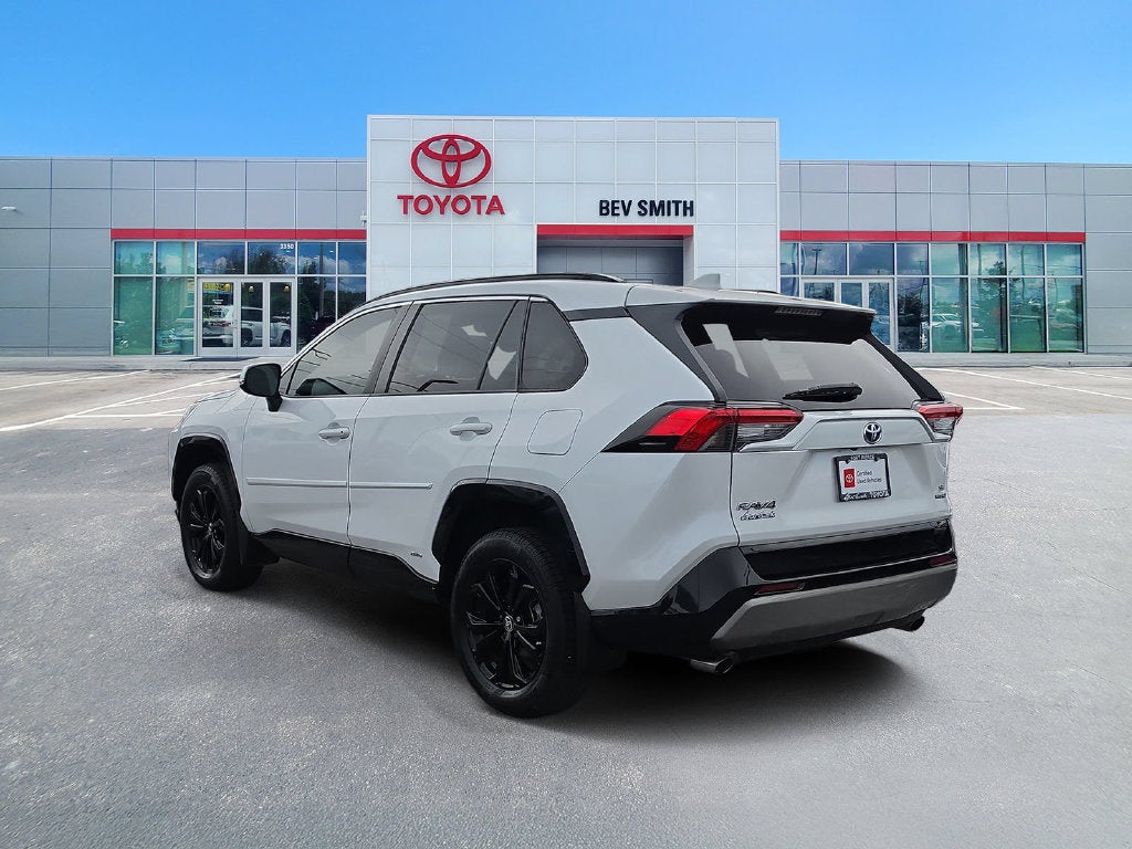 2023 Toyota RAV4 Hybrid SE