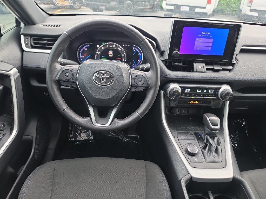 2023 Toyota RAV4 Hybrid SE