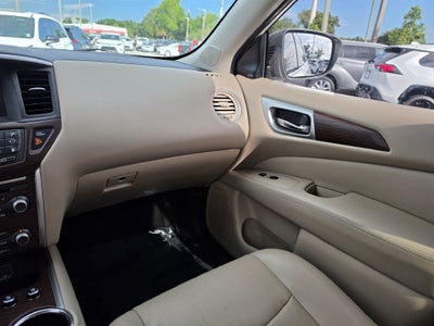 2018 Nissan Pathfinder Platinum