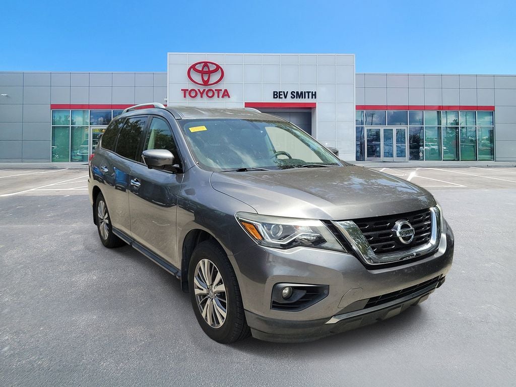 2018 Nissan Pathfinder SL