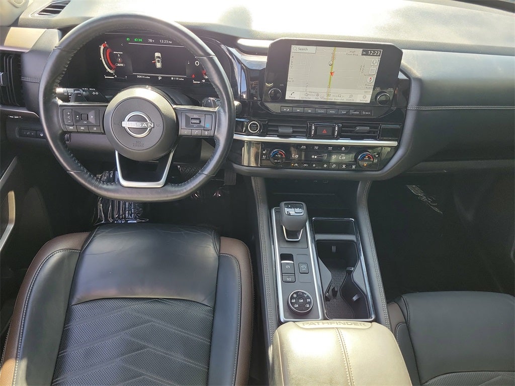 2022 Nissan Pathfinder Platinum