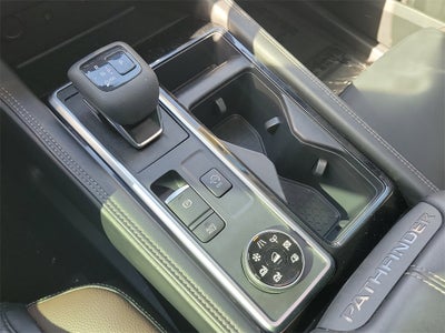 2022 Nissan Pathfinder Platinum