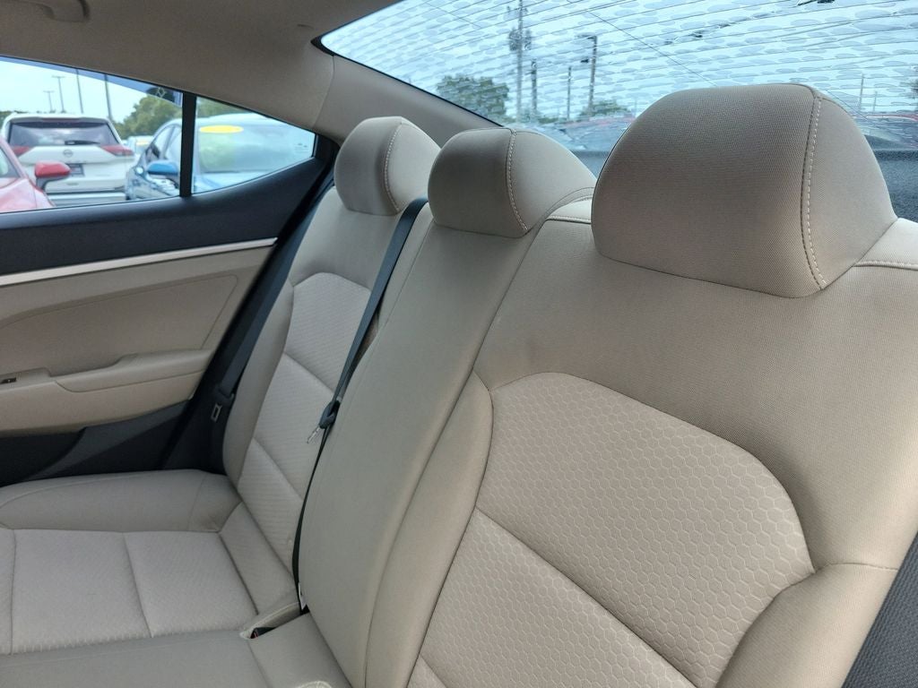 2020 Hyundai Elantra SE