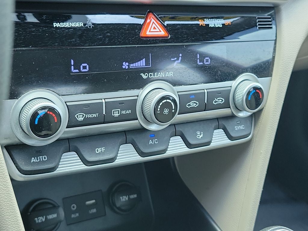 2020 Hyundai Elantra SE