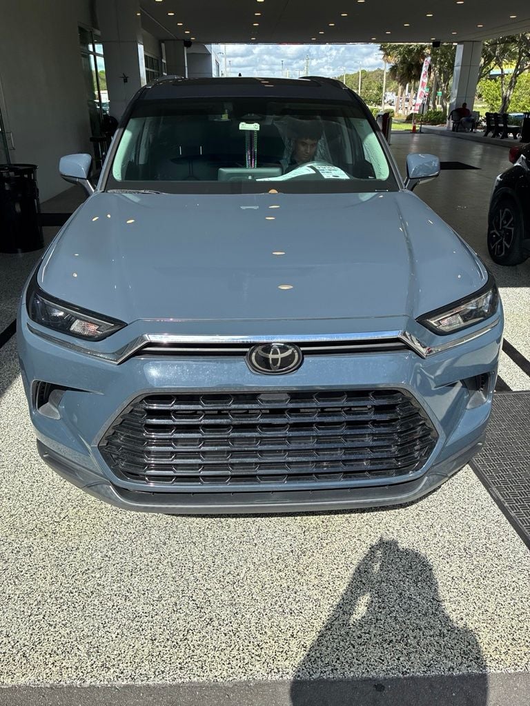 2024 Toyota Grand Highlander XLE