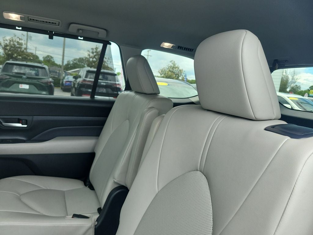 2024 Toyota GRAND HIGHLANDER XLE